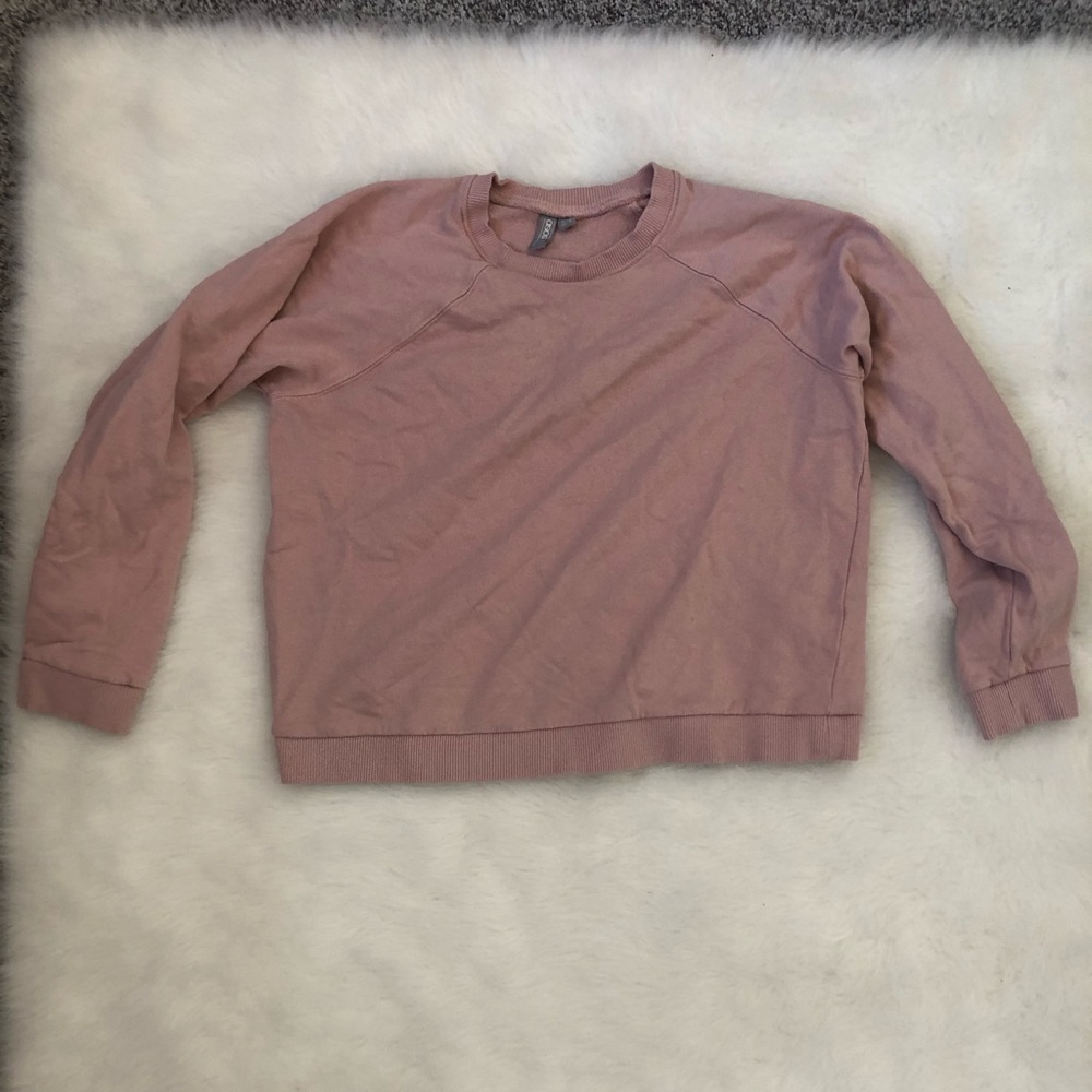 Light mauve sweatshirt